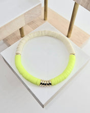 Load image into Gallery viewer, Poppy Bracelet